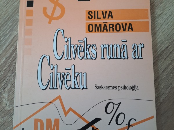 Cilvēks runā ar Cilvēku
