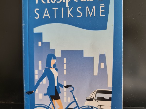 Velosipēdists satiksmē