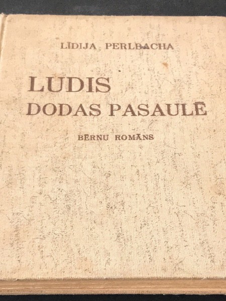 Ludis dodas pasaulē