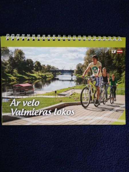 Ar velo Valmieras lokos