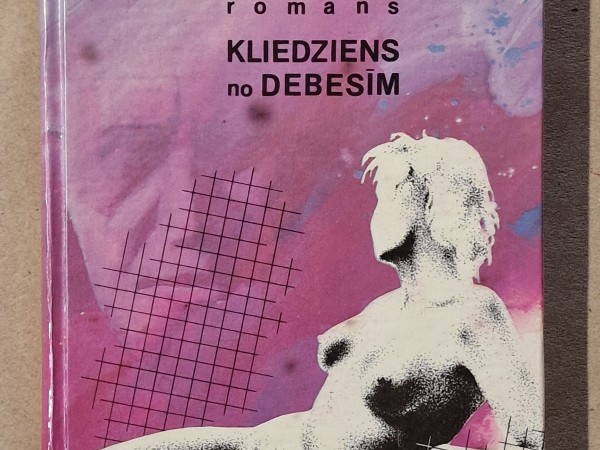 Kliedziens no debesīm