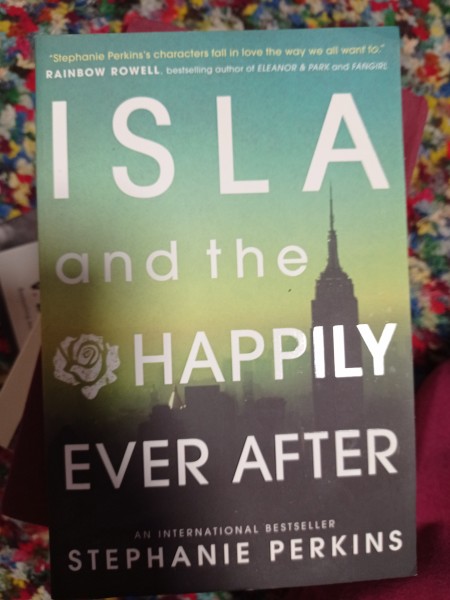 Isla and the happily ever after