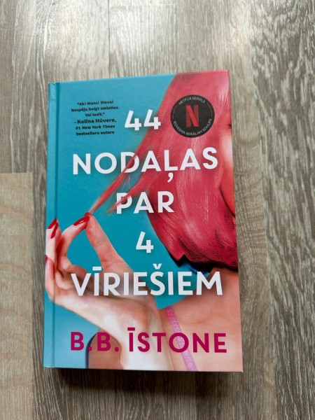 44 nodaļas par 4 vīriešiem