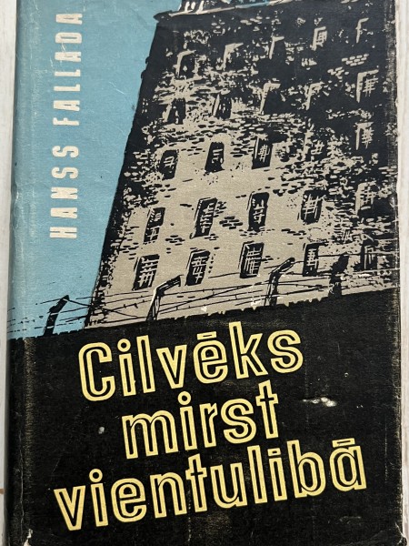 Cilvēks mirst vientulībā