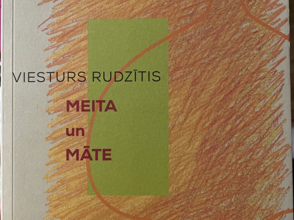 Meita un māte