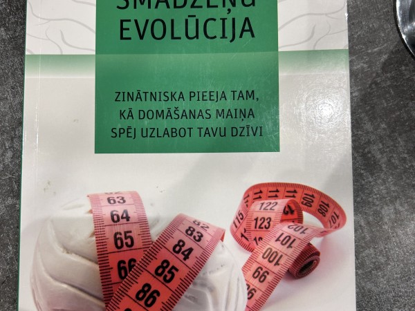 Smadzeņu evolūcija