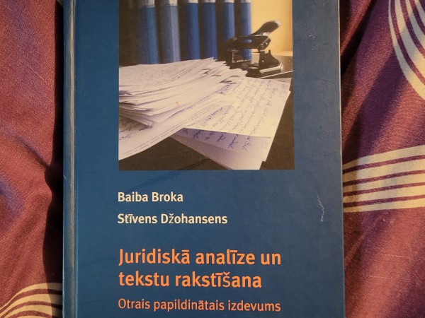 Juridiskā analīze un tekstu rakstīšana
