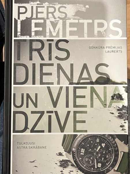 Trīs dienas un viena dzīve