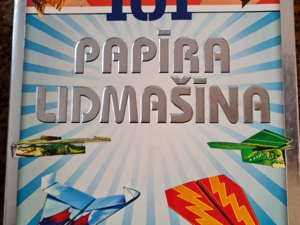 Papīra lidmašīnas
