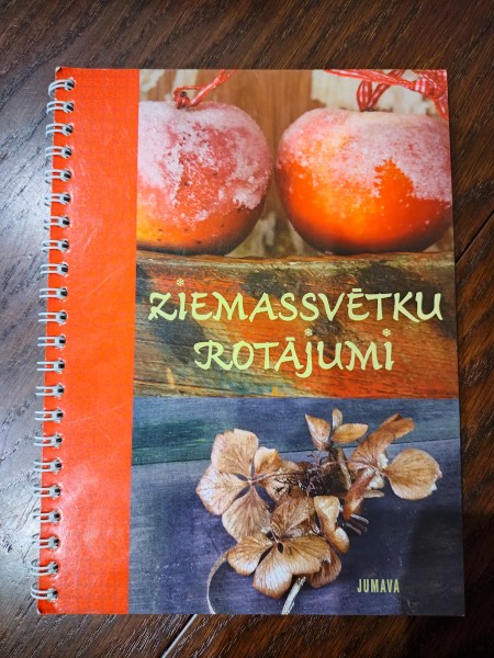 Ziemassvētku rotājumi