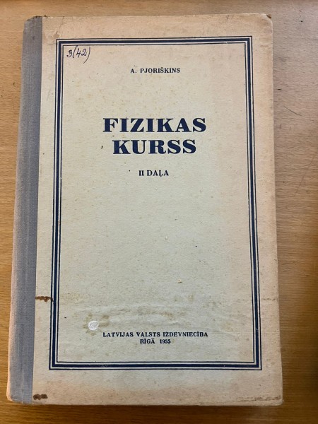 Fizikas Kurss trešā daļa ( Elektrība un Optika ) 10.Klasei