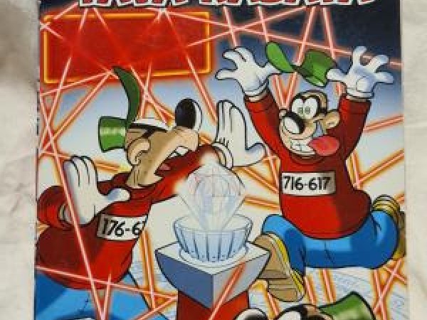 Donalds Daks TAVĀ KABATĀ  Nr 20