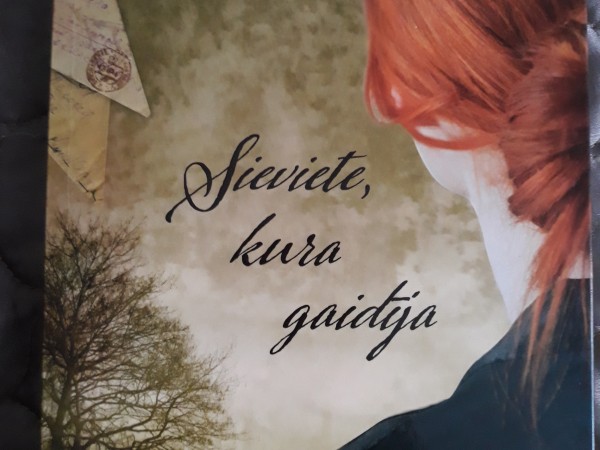 Sieviete kura gaidīja