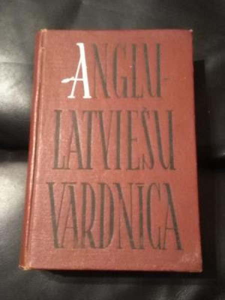 Angļu latviešu vārdnīca