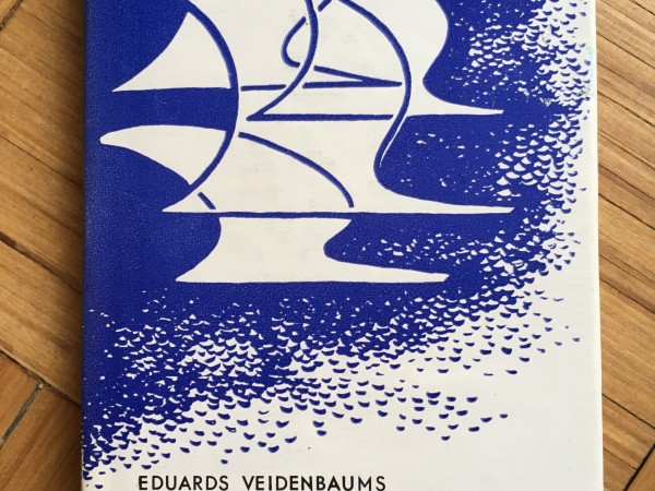 Kā gulbji balti padebeši...