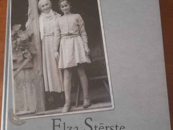 ILZE STĒRSTE Dzīves dzeja