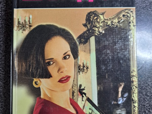 Незнакомец в зеркале и Конец света