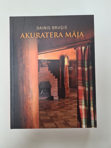 Akuratera māja
