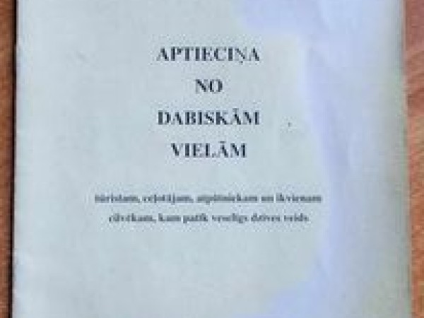 Aptieciņa no dabiskām vielām