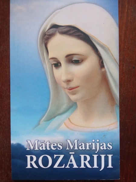Mātes Marijas rozāriji