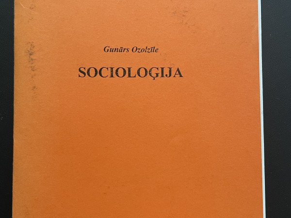 Socioloģija