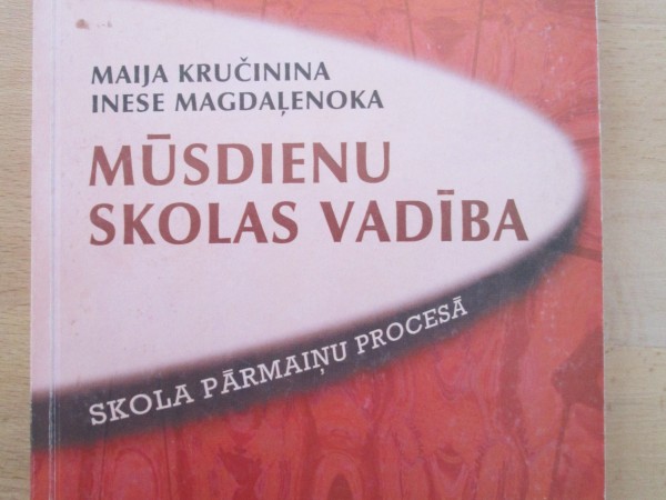 mūsdienu skolas vadība