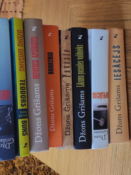 Džons Grišams bundle