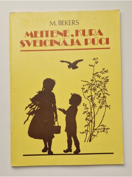 Meitene,kura sveicināja pūci