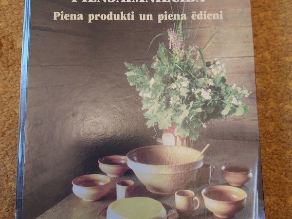 Latviešu tradicionālā piensaimniecība