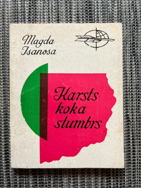 Karsts koka stumbrs