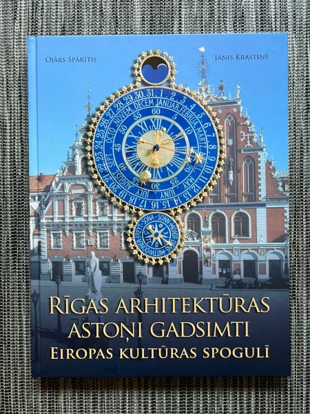 Rīgas arhitektūras astoņi gadsimti Eiropas kultūras spogulī
