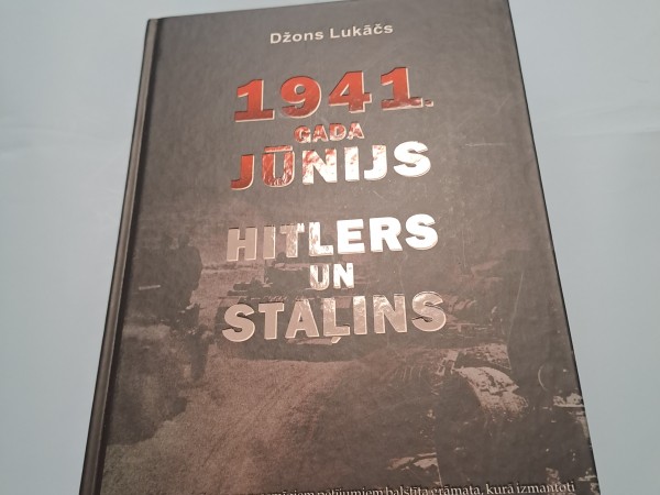 1941. gada jūnijs. Hitlers un Staļins