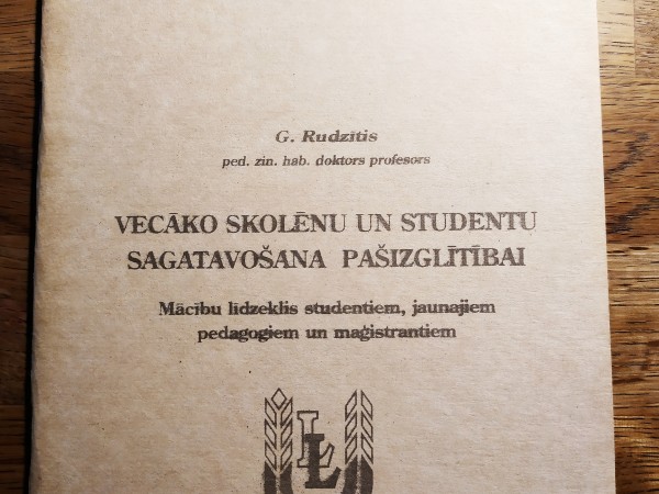 Vecāko skolēnu un studentu sagatavošana pašizglītībai