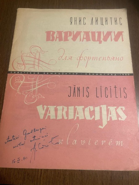 vibrācijas klavierēm