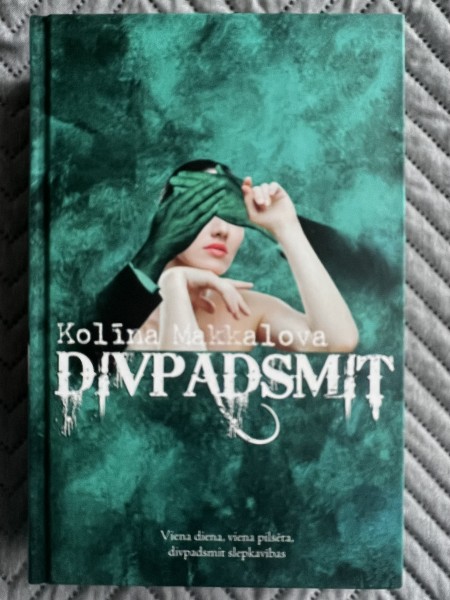 Divpadsmit