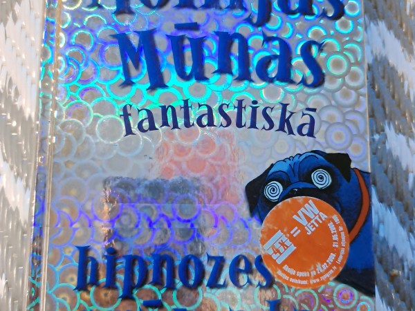 Mollijas Mūsas fantastiskā hipnozes grāmata