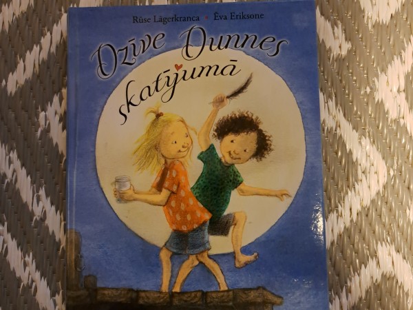 Dzīvē Dunnes skatījumā