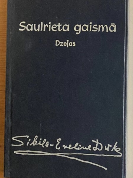 Saulrieta gaismā