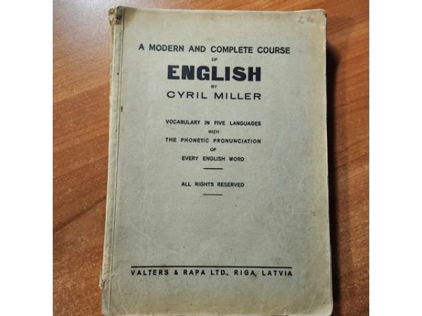 A modern and complete course of English