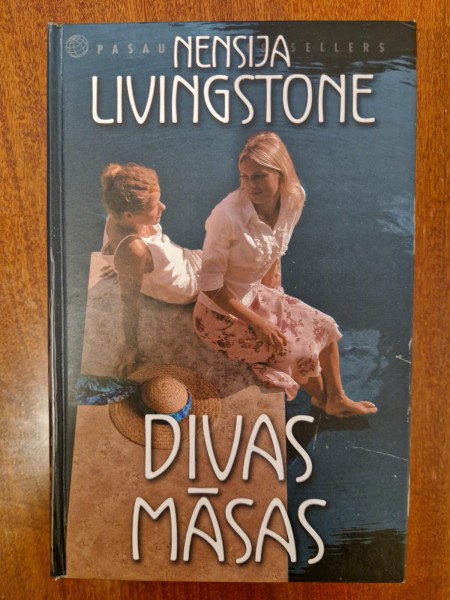 Divas māsas