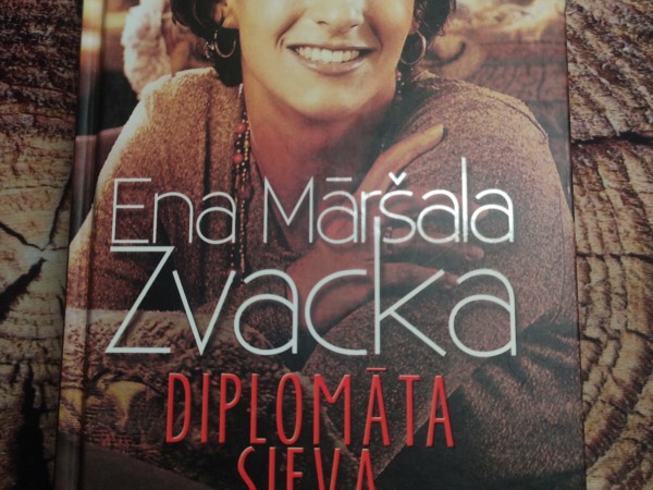 Diplomāta sieva