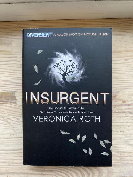 Insurgent (Divergent #2)
