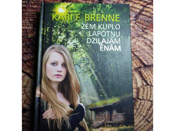 Zem kuplo lapotņu dziļajām ēnām