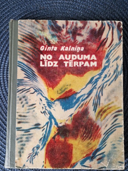 No auduma līdz tērpam