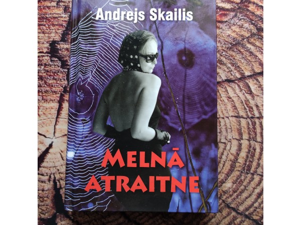 Melnā atraitne