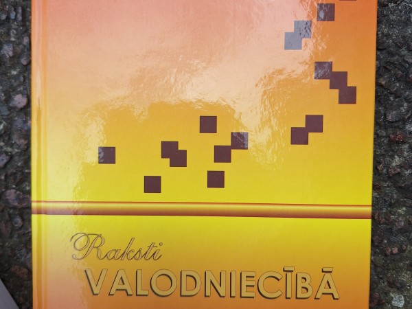 Raksti valodniecībā