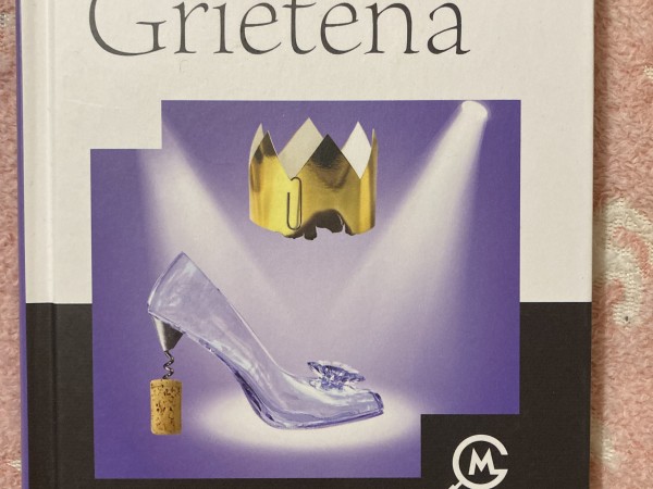 Ne viss ir zelts, kas spīd jeb kristāla galošas