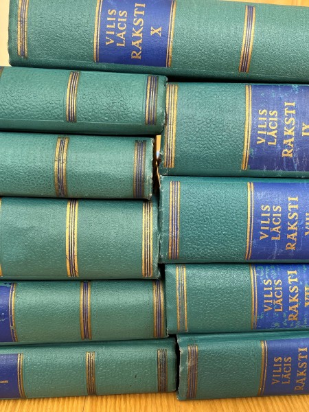 Raksti Desmit Sējumos