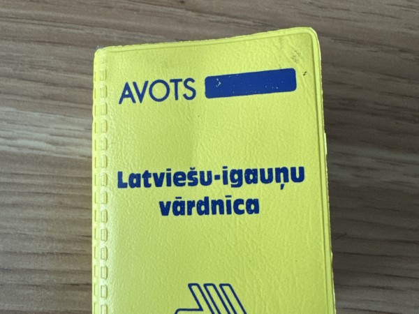 Latviešu - igauņu vārdnīca