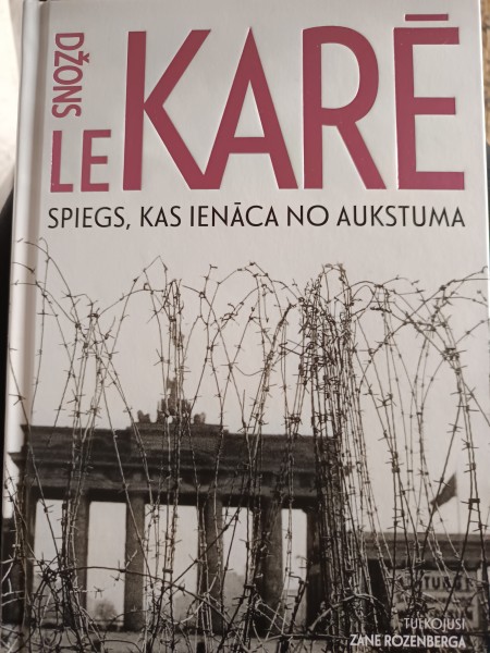 Spiegs, kas ienāca no aukstuma